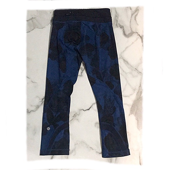 lululemon athletica Pants - Lululemon run inspire jumbo inky floral